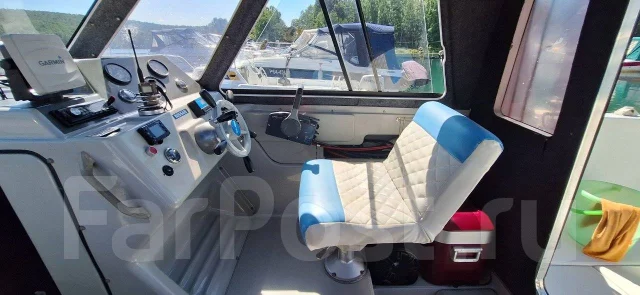 Nissan. 1996 ���, ����� 7,3��., ��������� ���������, 150��.�., ������ ����