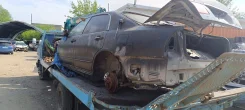 Mitsubishi Diamante ����