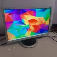 Samsung. 19", ���������� �� (LCD, LED, QLED) ����