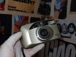 Yashica. ����� 4-� ��, ���: 3� ����