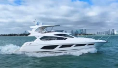 Sunseeker. 2016 ���, ����� 21��., ��������� ������������, 2 200��.�., ������ ����