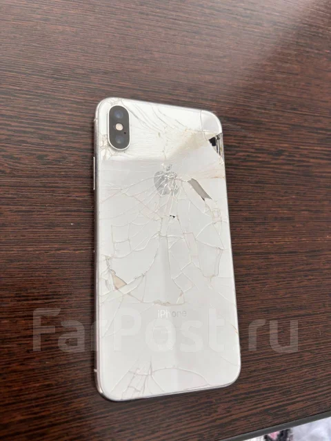 Apple iPhone X. �/�, 64 �� ����