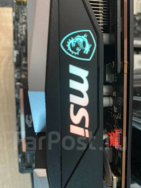 Radeon RX 6600 XT ����