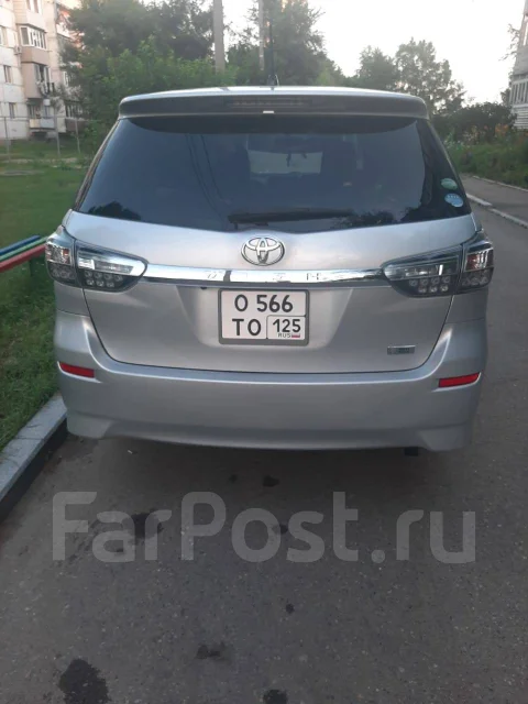 Toyota Wish. ��������, ��������, 1.8, ������, 124 000����. �� ����