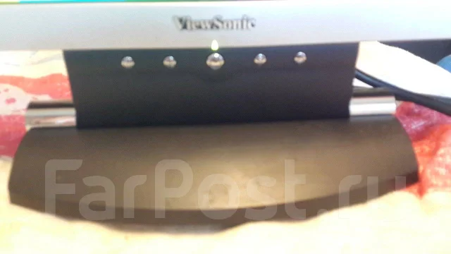 ViewSonic. 17", ���������� �� (LCD, LED, QLED) ����