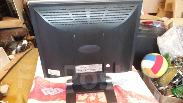 ViewSonic. 17", ���������� �� (LCD, LED, QLED) ����