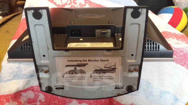 ViewSonic. 17", ���������� �� (LCD, LED, QLED) ����