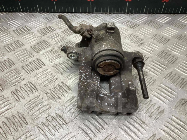 ������� ������ ����� Audi A6 2001 8E0615423A 8E0615423A ����