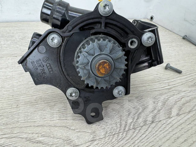 ����� ������� (�����) Audi A4 2014 [06H121026CR, 06J121111J, 06H121012F, 06H109121G] 06H121026CR ����