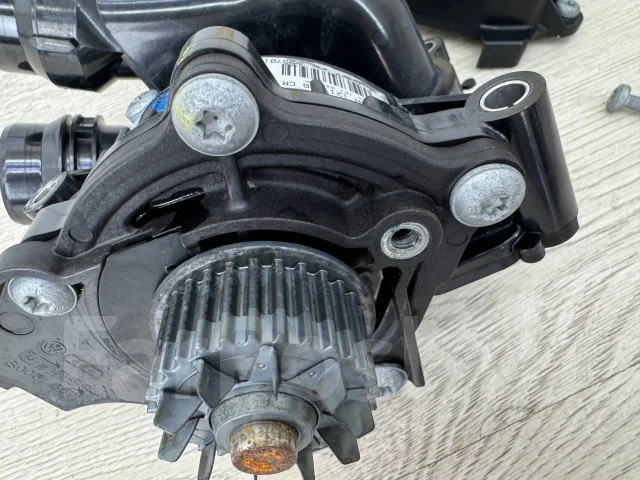 ����� ������� (�����) Audi A4 2014 [06H121026CR, 06J121111J, 06H121012F, 06H109121G] 06H121026CR ����