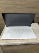 HP 15s. 15.6", 2,4����, ��� 12 ��, ���� 256���, WiFi: 1, Bluetooth: 1, ����������� �� 3��. ����