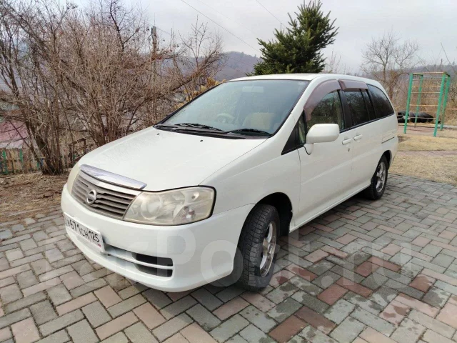 Nissan Liberty ����