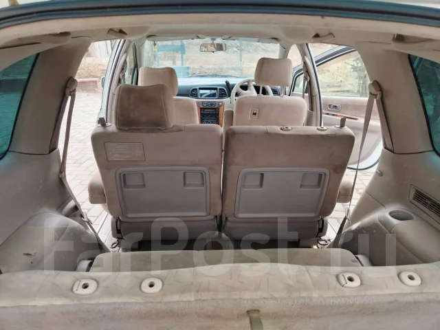 Nissan Liberty ����