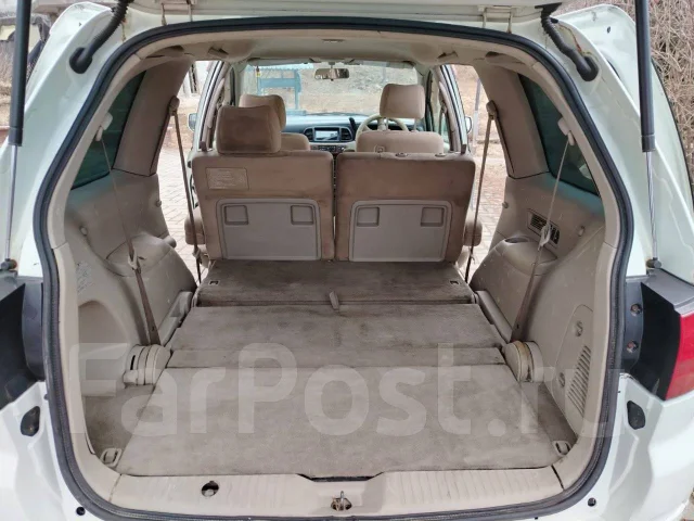 Nissan Liberty ����
