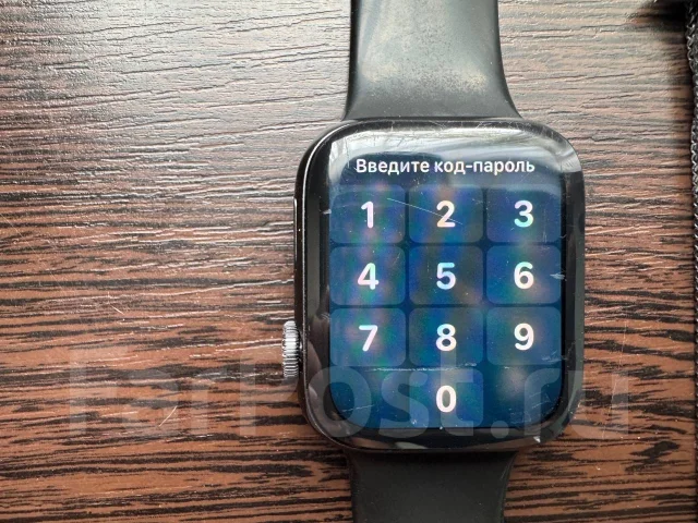 Apple Watch Series 5. GPS, NFC, SIM-����� ����