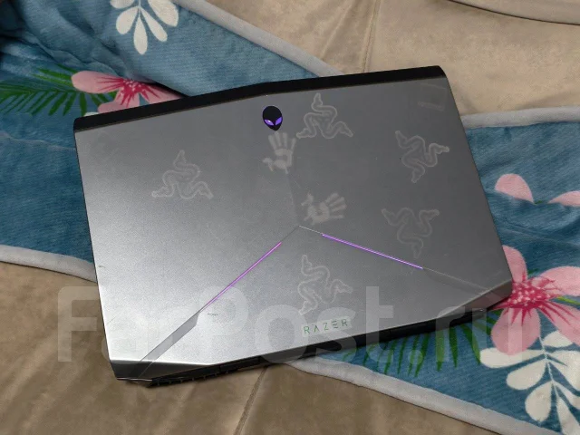 Dell Alienware 17. 17", 2,7����, ��� 12 ��, ���� 120���, WiFi: 1, Bluetooth: 1, ����������� �� 4��. ����
