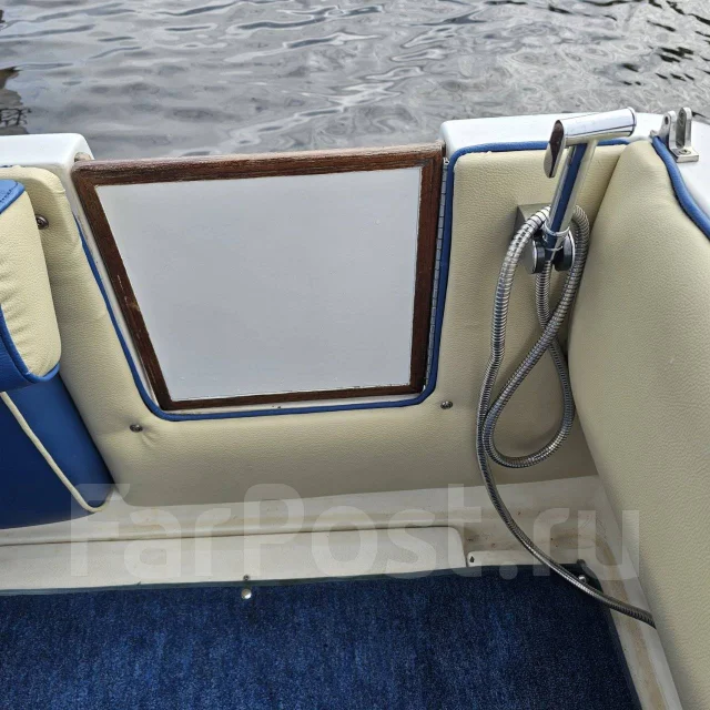 Searay Sundancer. 1993 ���, ����� 8,15��., ��������� ������������, 250��.�., ������ ����