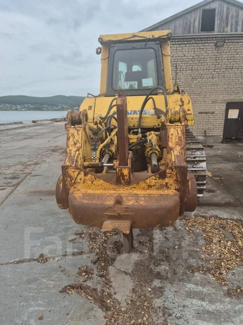 Komatsu D155A-5 ����