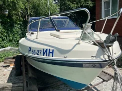 Nissan. 1986 ���, ����� 6,3��., ��������� ���������, 115��.�., ������ ����
