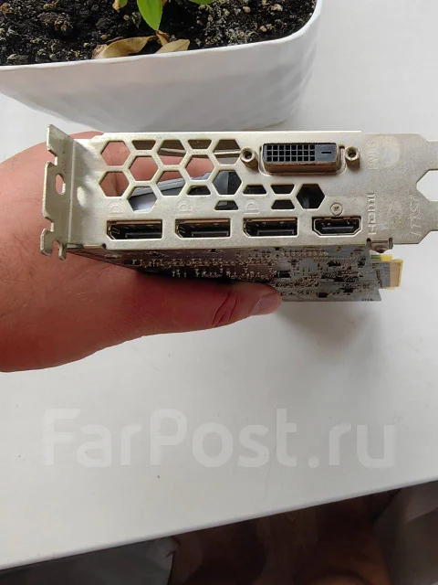 Radeon RX 570 ����