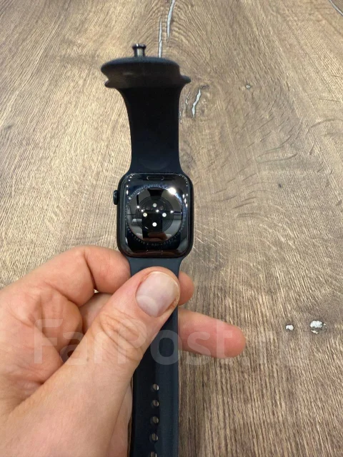 Apple Watch Series 8. GPS, NFC, IP67 ����