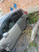 Nissan Tiida ����