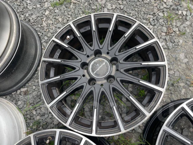 Axis. 6.5x16", 5x112, ET38 ����