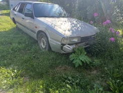 Mazda 626 ����