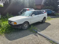 Audi 80 ����