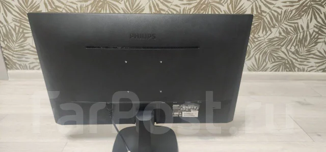 Philips. 27", ���������� �� (LCD, LED, QLED) ����