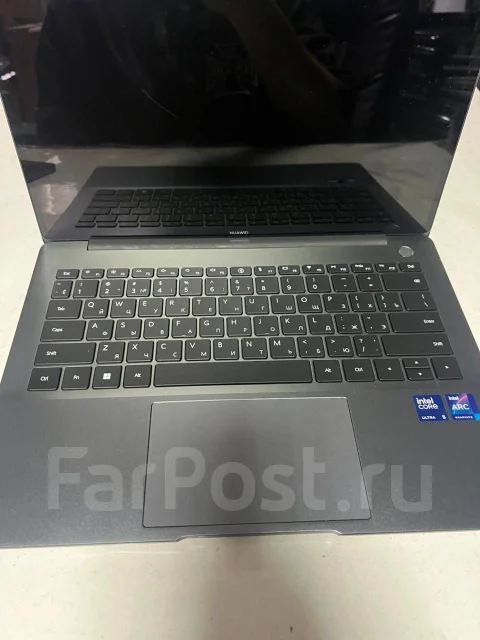 Huawei MateBook 14 ����
