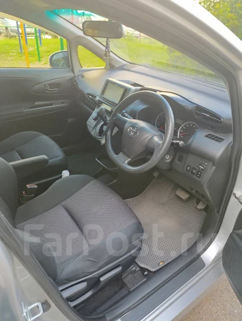 Toyota Wish. ��������, ��������, 1.8, ������, 124 000����. �� ����
