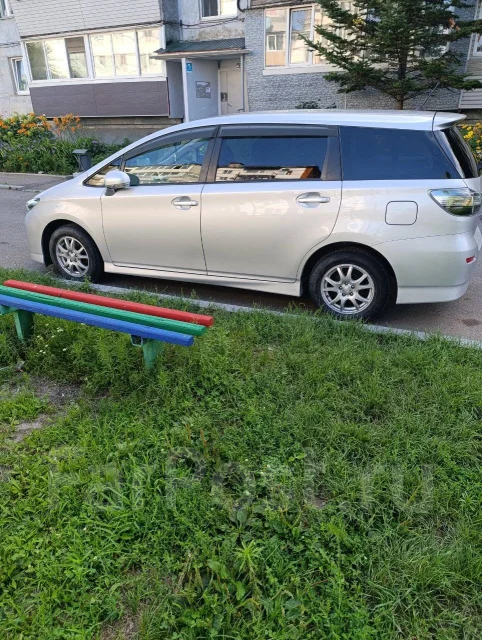 Toyota Wish. ��������, ��������, 1.8, ������, 124 000����. �� ����