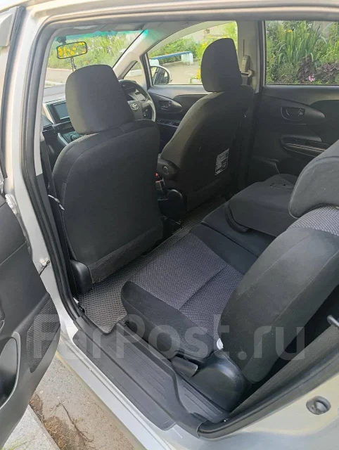 Toyota Wish. ��������, ��������, 1.8, ������, 124 000����. �� ����