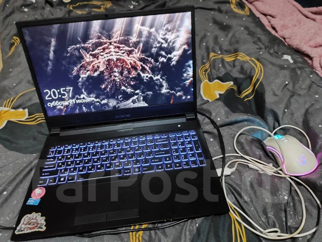 Maibenben. ��� 16 ��, ���� 500���, WiFi: 1, Bluetooth: 1, ����������� �� 2��. ����