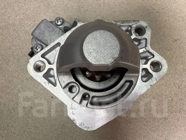 ������� Mazda ZYF218400 ����