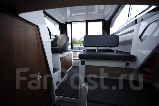 Finnmaster. ����� 7,2��., ��������� ��� ���������, 200��.�., ������. ��� ����� �� ������������ ����