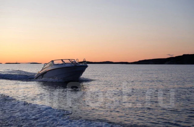 Finnmaster. ����� 6,4��., ��������� ��� ���������, 200��.�., ������. ��� ����� �� ������������ ����