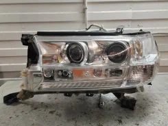 ���� ����� Toyota Land Cruiser 200 LED (2015 - 2021) 8110660K10 ����