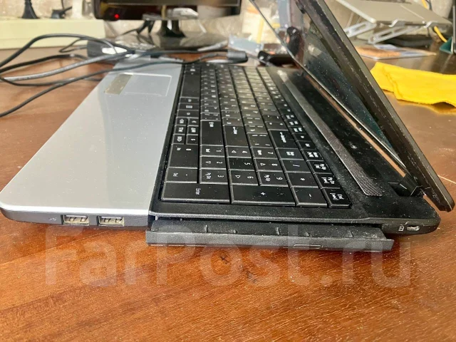 Acer Aspire E1-531. 15.6", 2,8����, ��� 8 ��, ���� 1 000���, WiFi: 1 ����