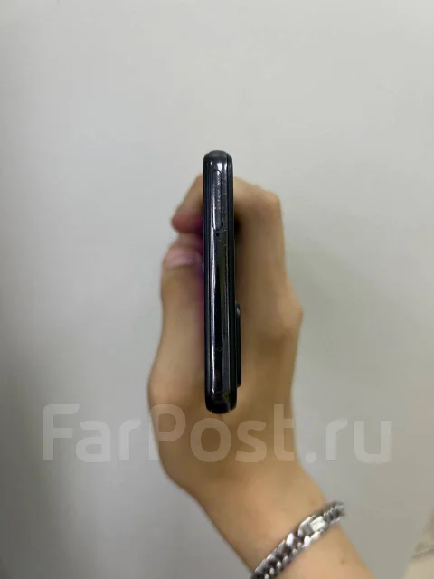 Samsung Galaxy A52. �/�, 128 ��, ������, NFC ����