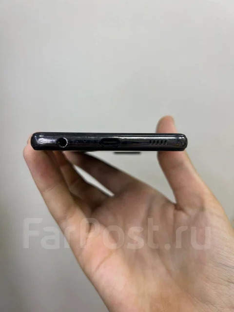 Samsung Galaxy A52. �/�, 128 ��, ������, NFC ����