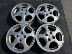 Daihatsu. 4.5x14", 4x100, ET45, �� 54,1���. ����