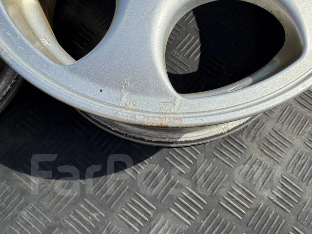 Daihatsu. 4.5x14", 4x100, ET45, �� 54,1���. ����