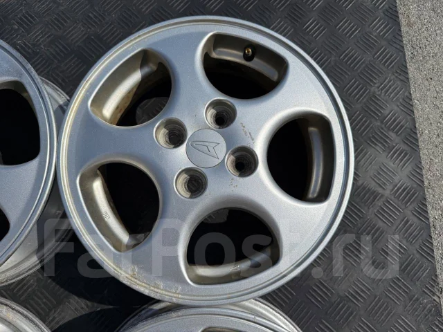 Daihatsu. 4.5x14", 4x100, ET45, �� 54,1���. ����