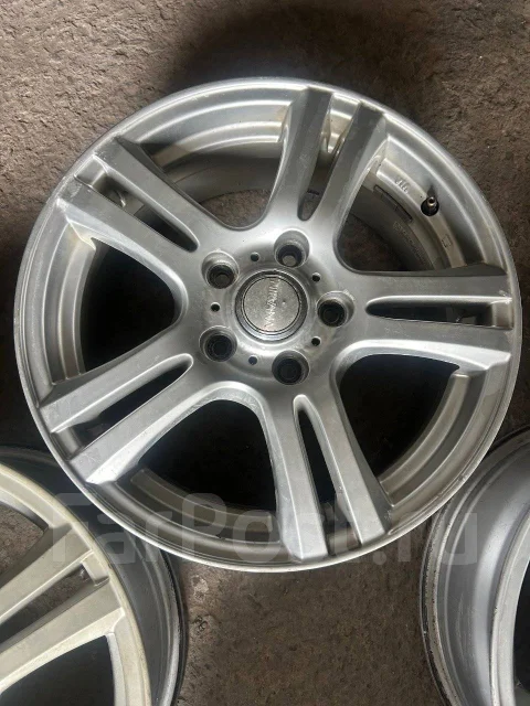 Velox Nirvana. 6.5x16", 5x114.3, ET55 ����