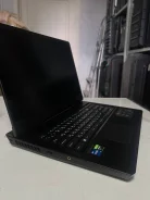 MSI Vector GP76 ����