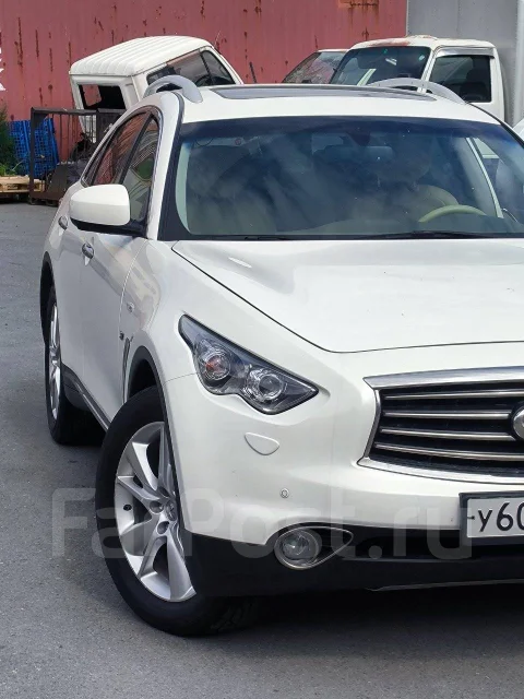 Infiniti QX70. �������, 4wd, 3.7 (333��.�.), ������, 186����. �� ����