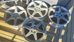 Alessio. 8.0x18", 5x114.3, ET35, �� 69,1���. ����