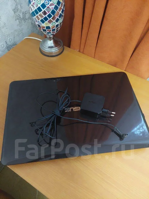 Asus X756UV. 17.3", 64����, ��� 4 ��, ���� 237���, WiFi: 1, Bluetooth: 1 ����